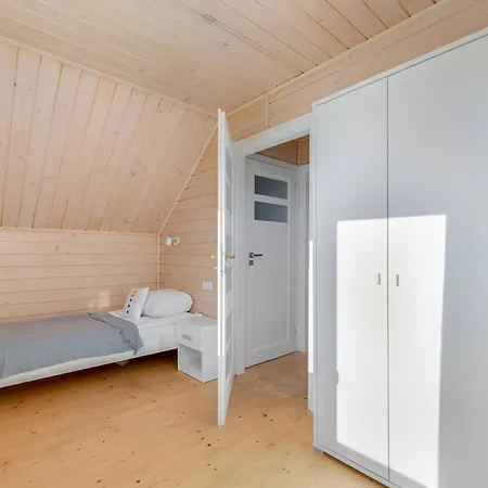 Drewniane Wakacyjne W Urokliwej Okolicy By Renters