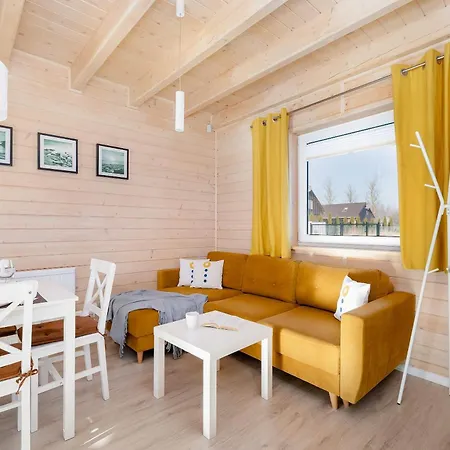 Apartment Caloroczne Drewniane W Urokliwej Okolicy By Renters