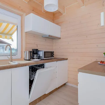 Drewniane Wakacyjne W Urokliwej Okolicy By Renters