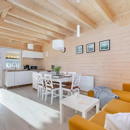 Caloroczne Drewniane W Urokliwej Okolicy By Renters Grzybowo (West Pomeranian)